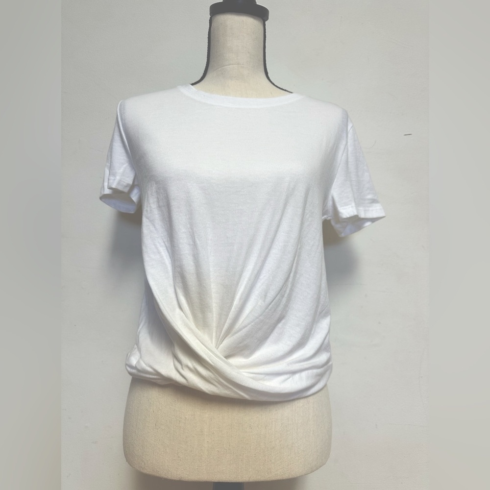 Bar III white t shirt